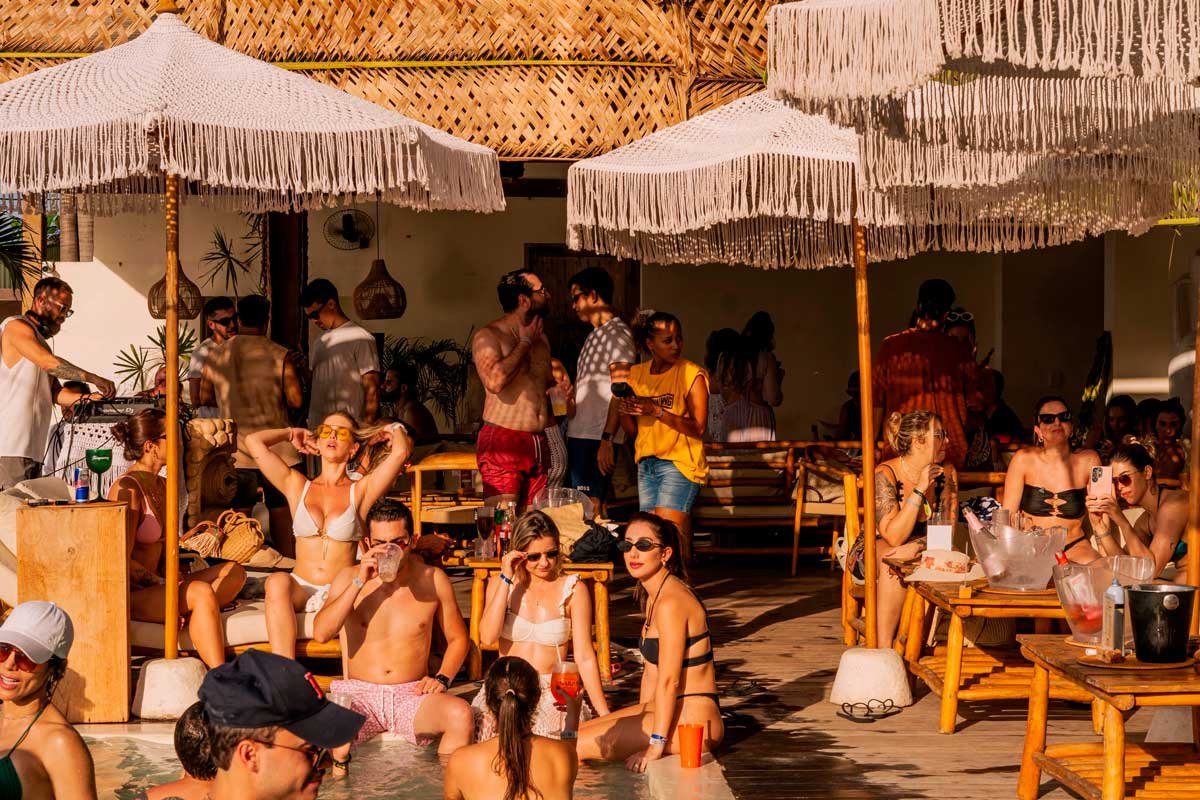 Foto 3 de Makai Pool Club